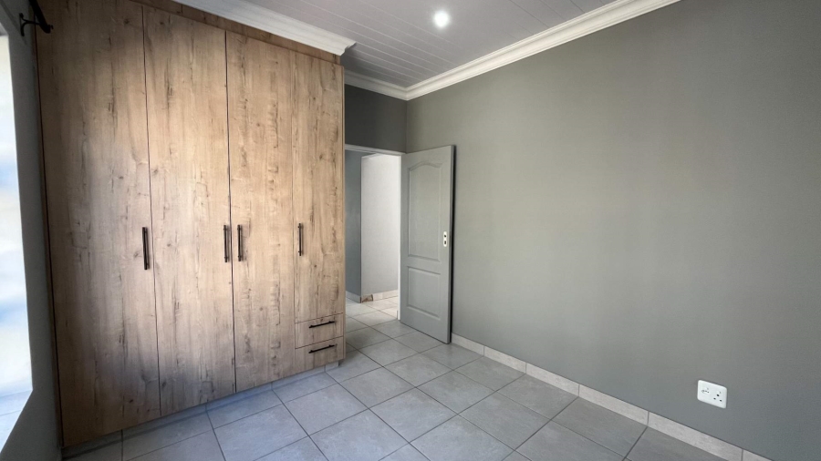 4 Bedroom Property for Sale in Island View Western Cape